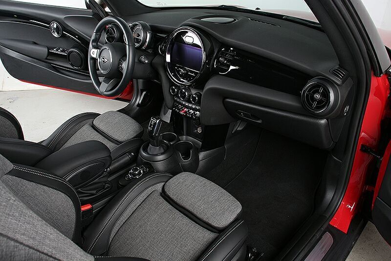 MINI Cooper Cabrio 2022