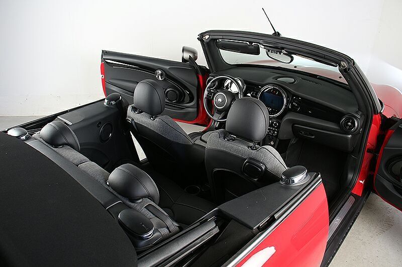 MINI Cooper Cabrio 2022