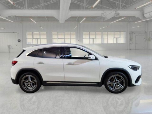 Mercedes-Benz GLA 220 2022