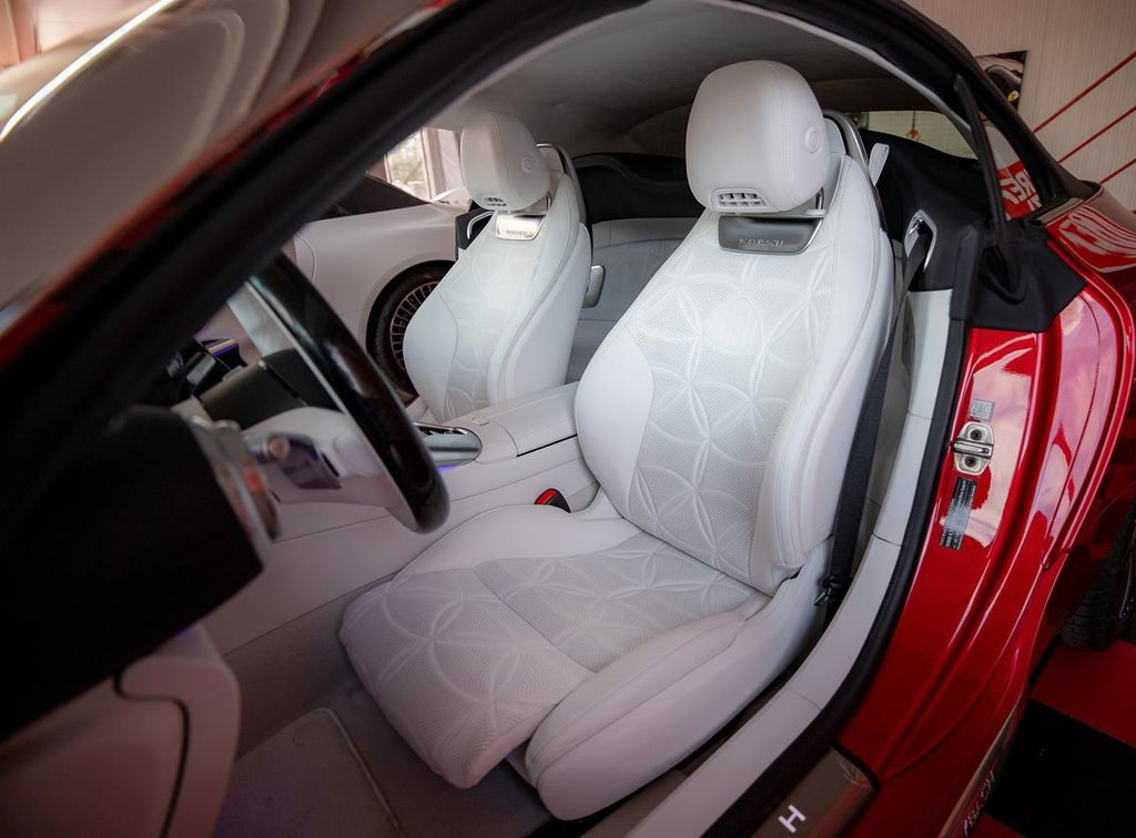 Mercedes-Benz SL 680 2025