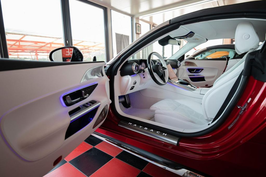 Mercedes-Benz SL 680 2025