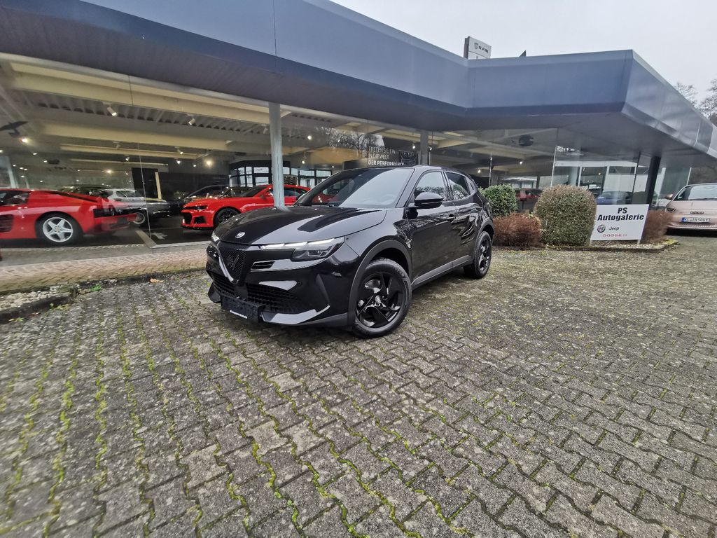 Alfa Romeo Junior 2025