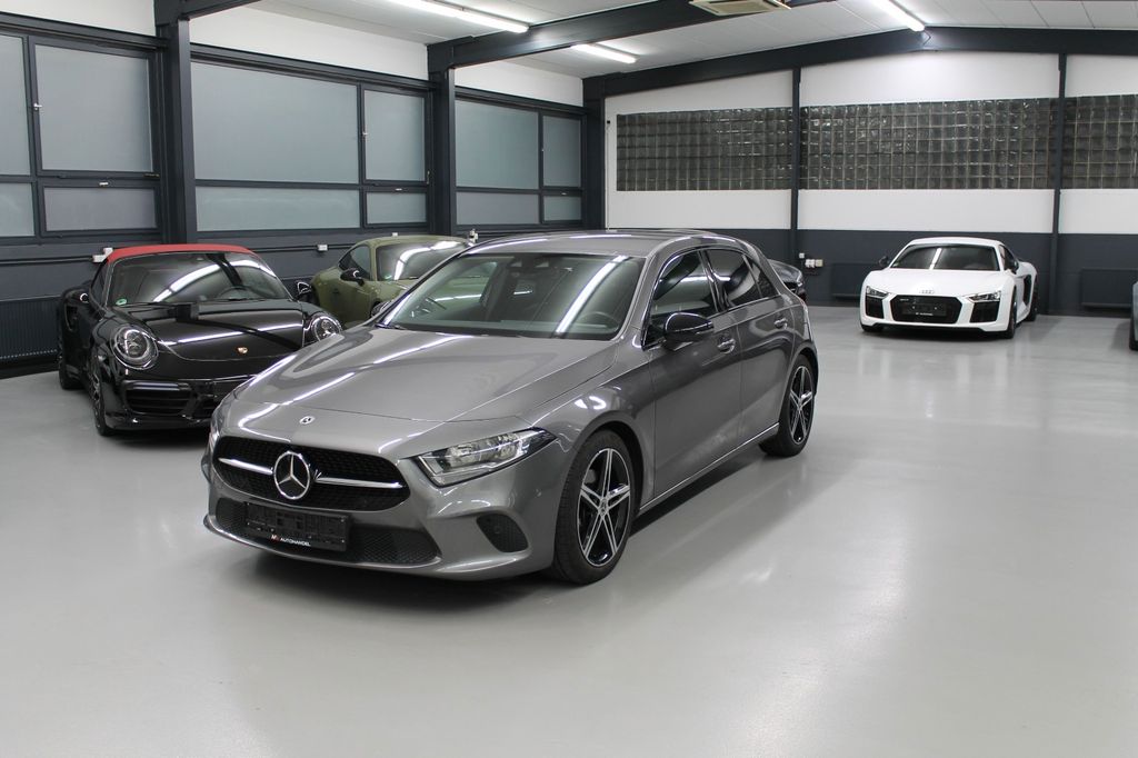 Mercedes-Benz A 180 2022