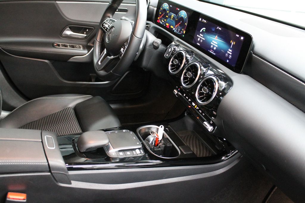 Mercedes-Benz A 180 2022
