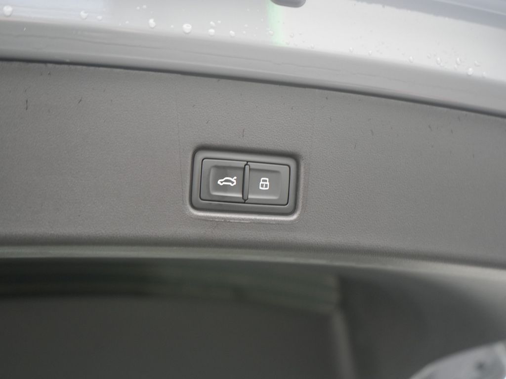 Audi Q4 2022