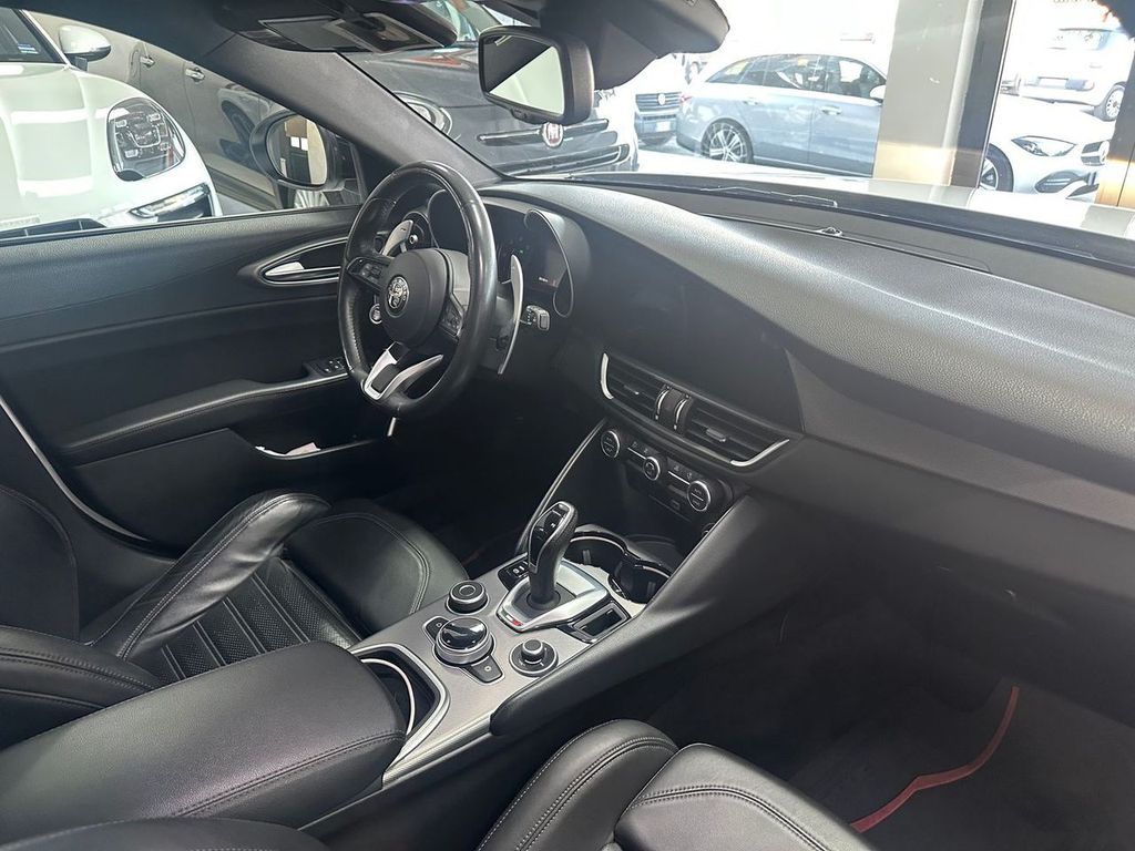 Alfa Romeo Giulia 2023