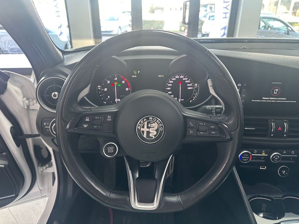 Alfa Romeo Giulia 2023