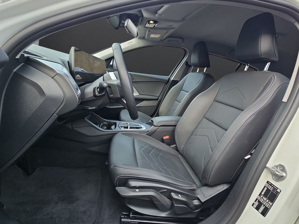BMW 120 2024