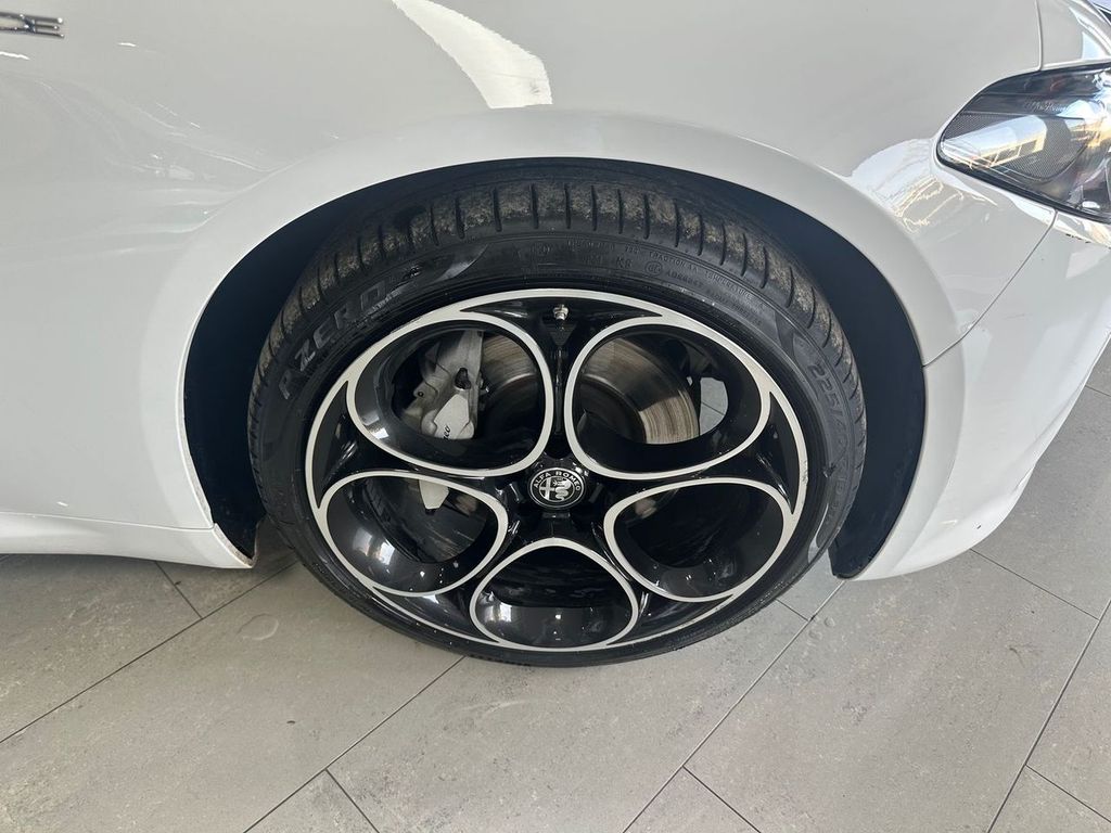 Alfa Romeo Giulia 2023