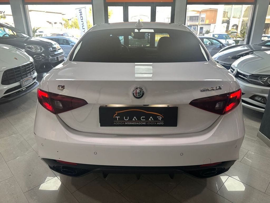 Alfa Romeo Giulia 2023