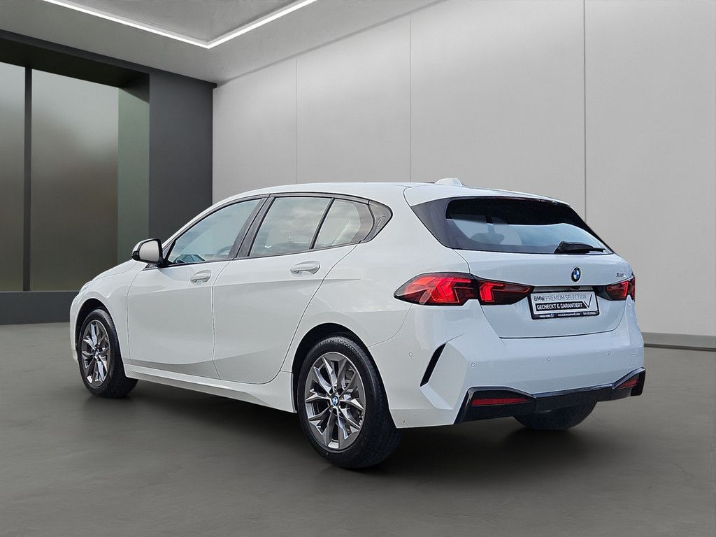 BMW 120 2024