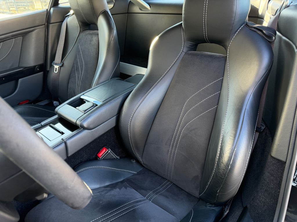 Aston Martin V8 Vantage 2015