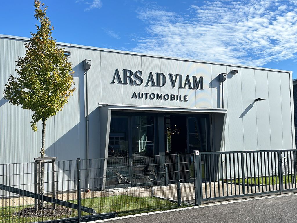 Aston Martin V8 Vantage 2015