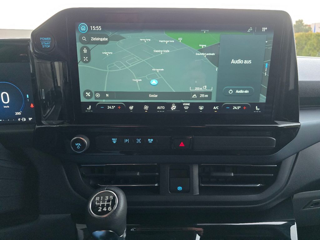 Ford Tourneo Custom 2025