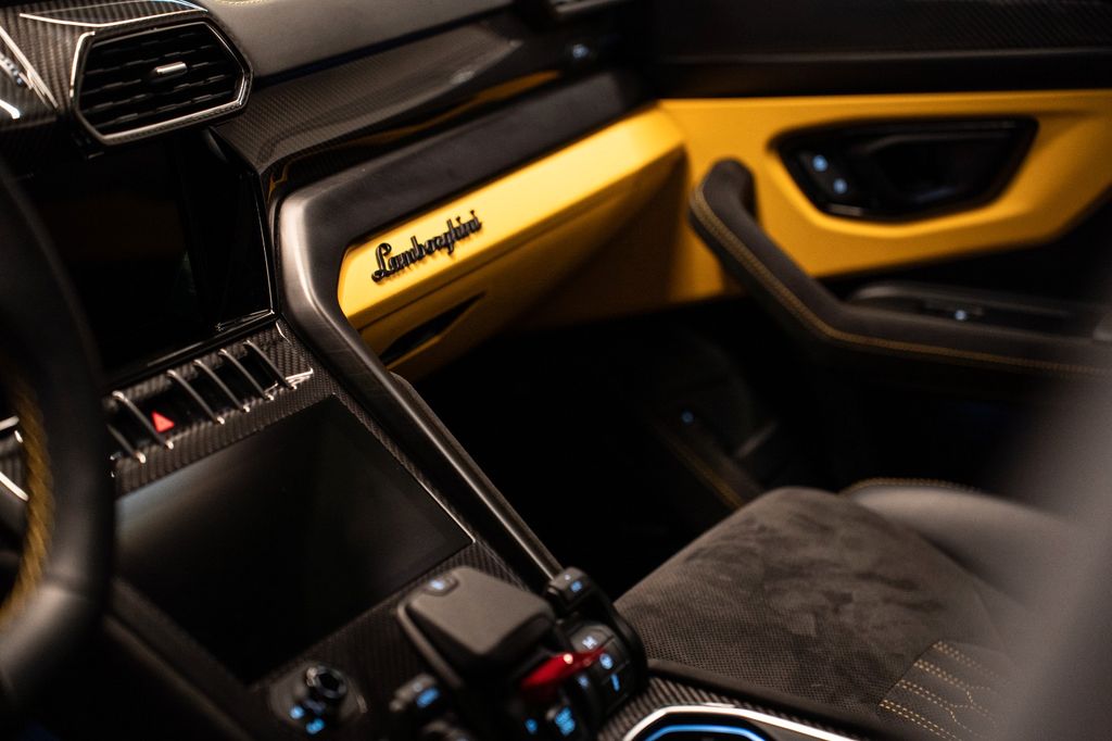 Lamborghini Urus 2023