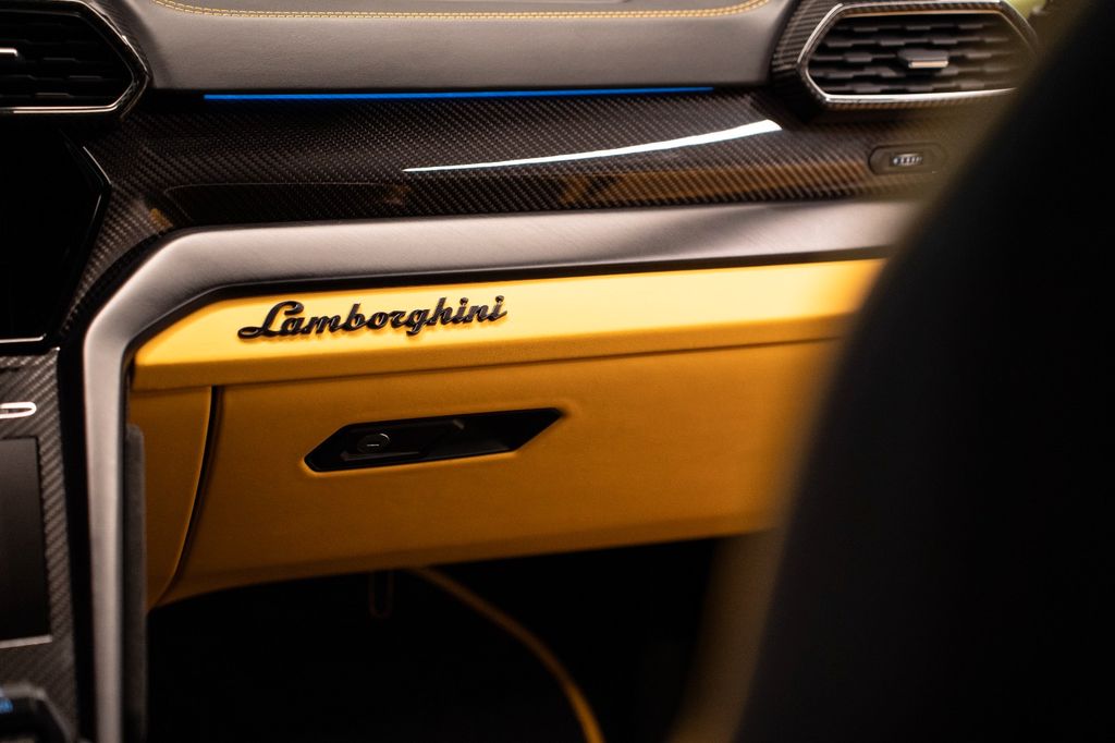 Lamborghini Urus 2023