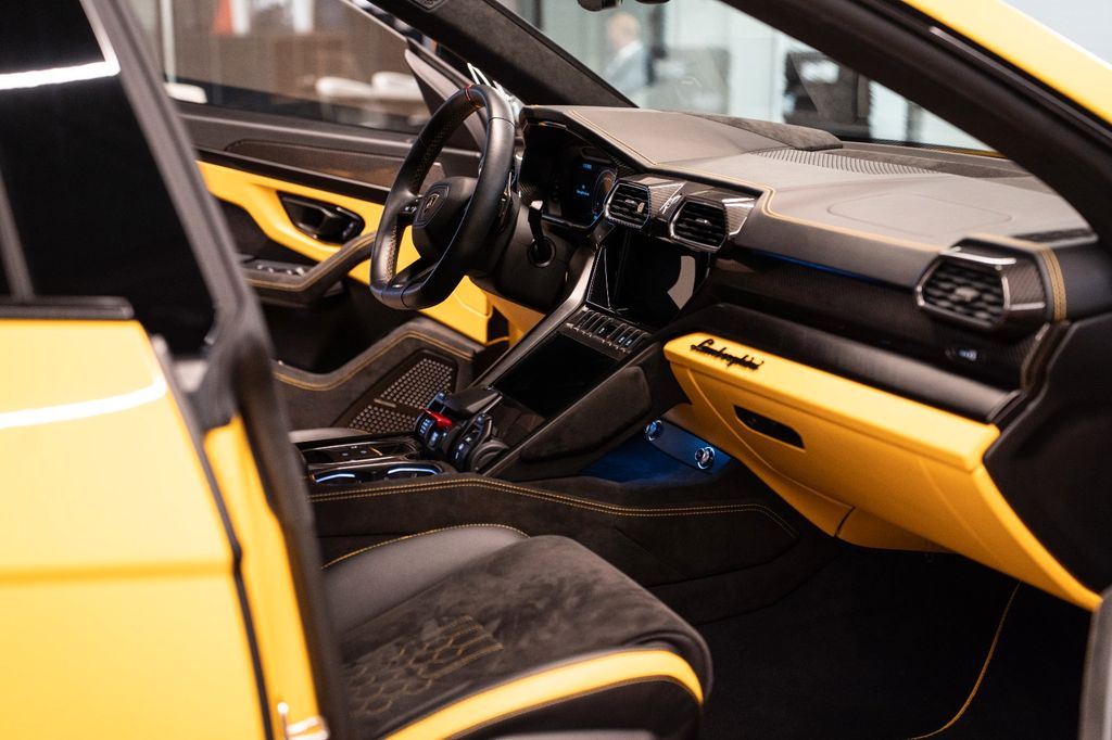 Lamborghini Urus 2023