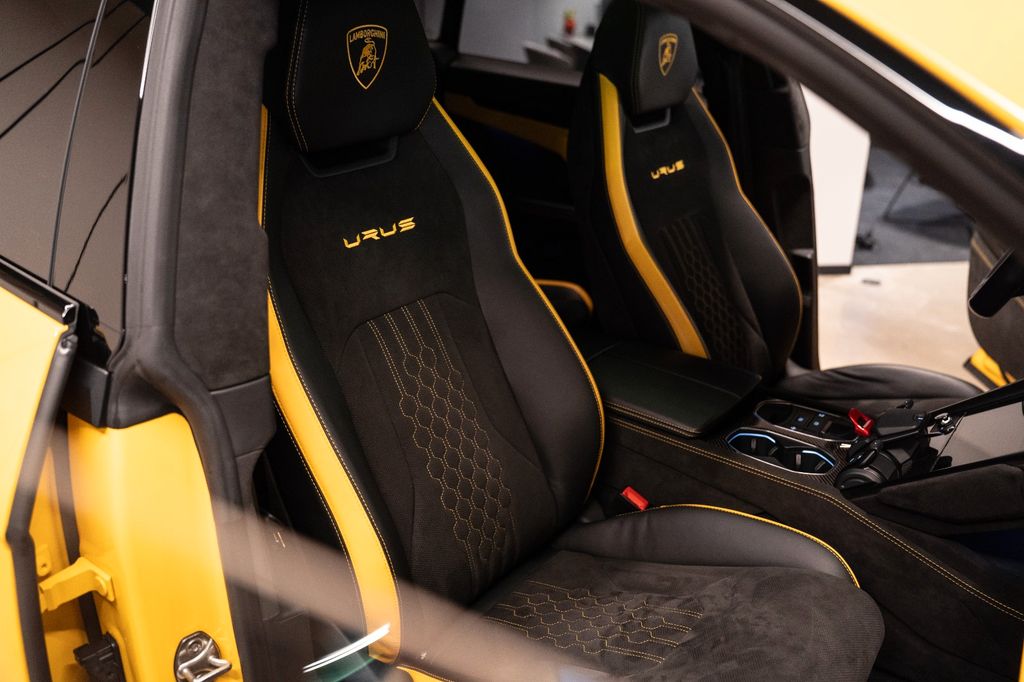 Lamborghini Urus 2023