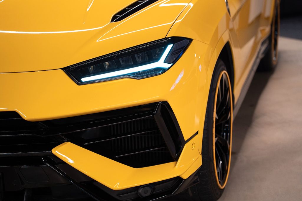 Lamborghini Urus 2023