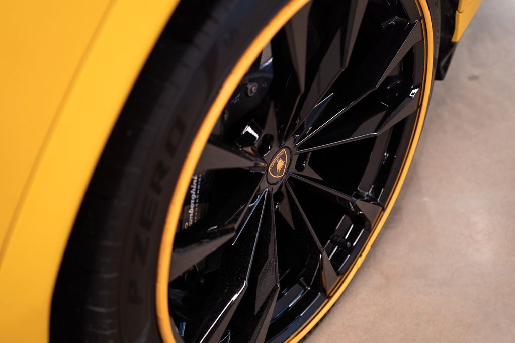 Lamborghini Urus 2023