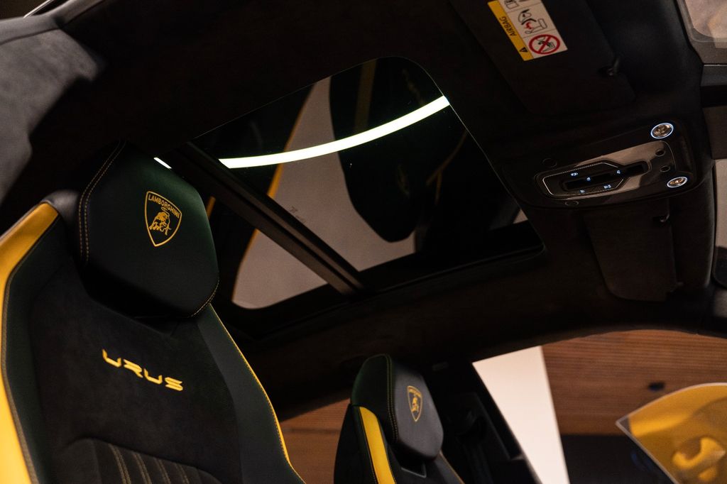 Lamborghini Urus 2023