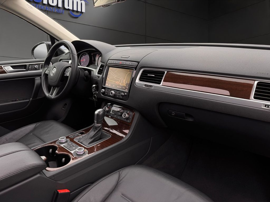 Volkswagen Touareg 2015