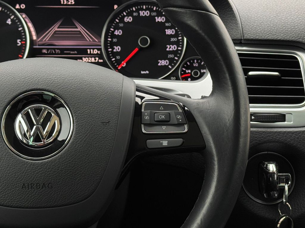 Volkswagen Touareg 2015