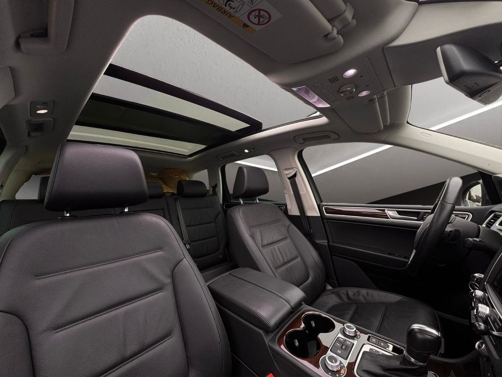 Volkswagen Touareg 2015