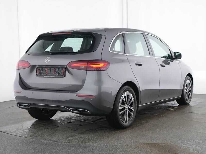 Mercedes-Benz B 180 2025