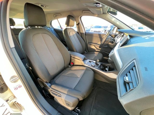 BMW 120 2024