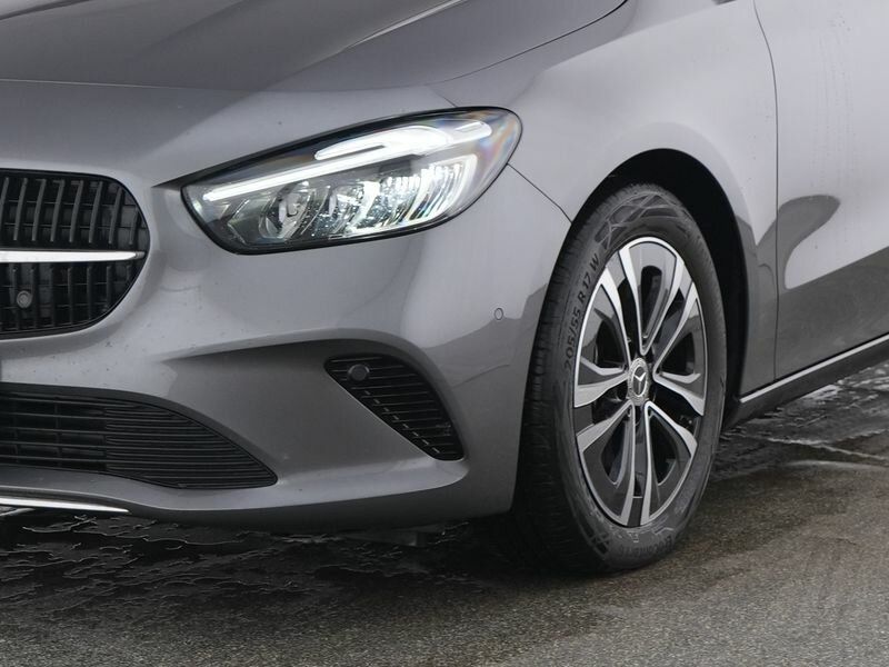 Mercedes-Benz B 180 2025