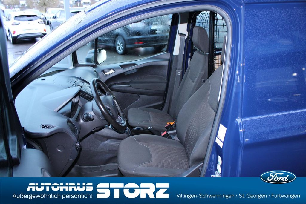 Ford Transit Courier 2022