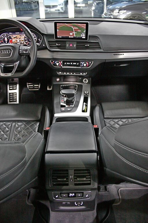 Audi SQ5 2020
