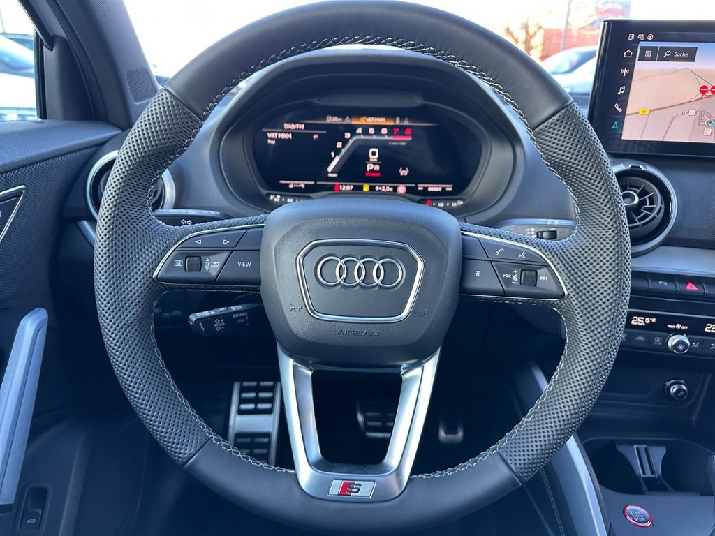 Audi SQ2 2025