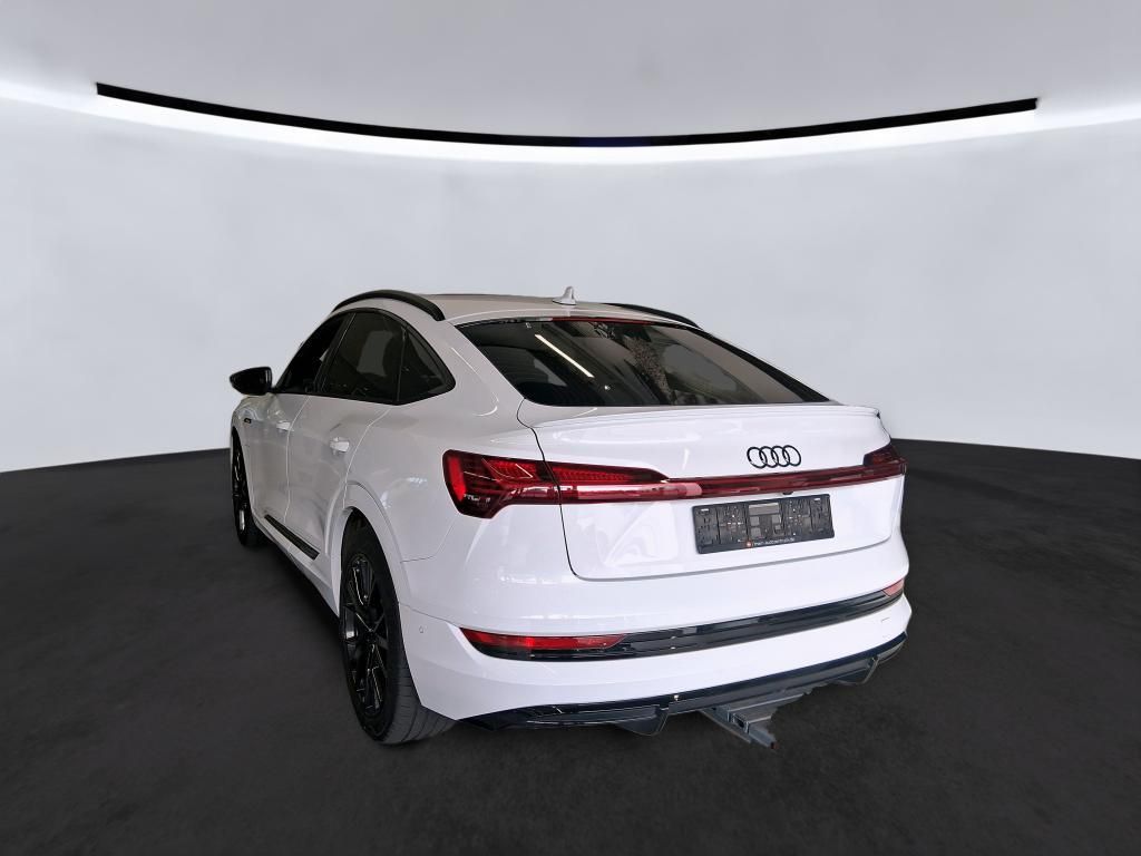 Audi e-tron 2022