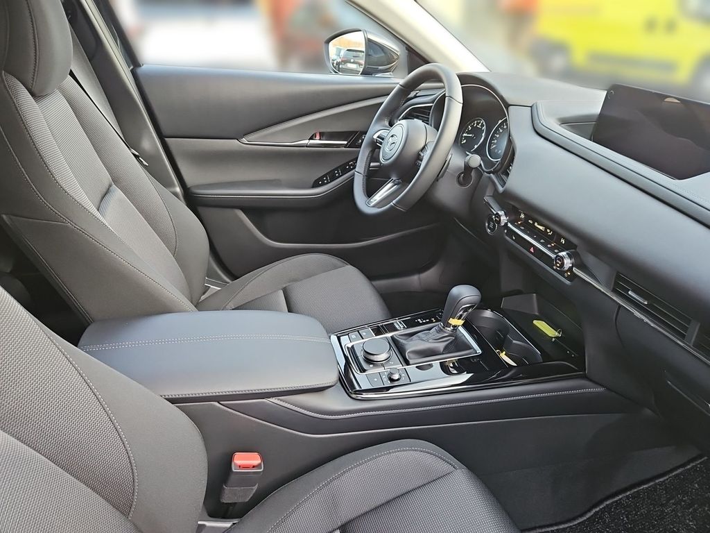 Mazda CX-30 2025