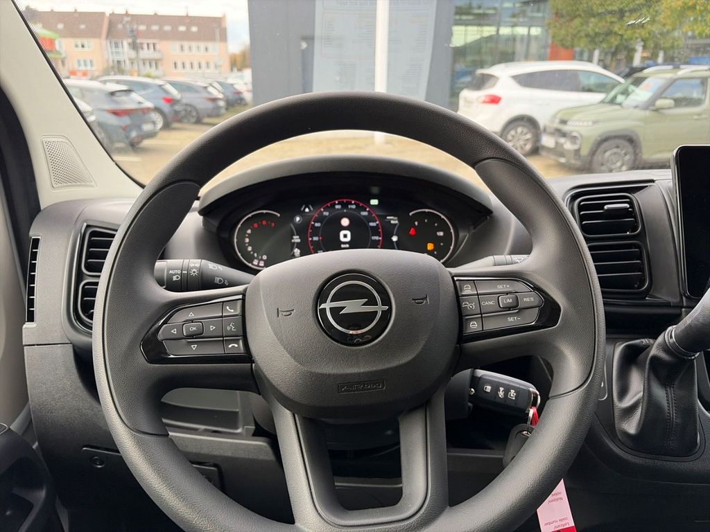 Opel Movano 2025