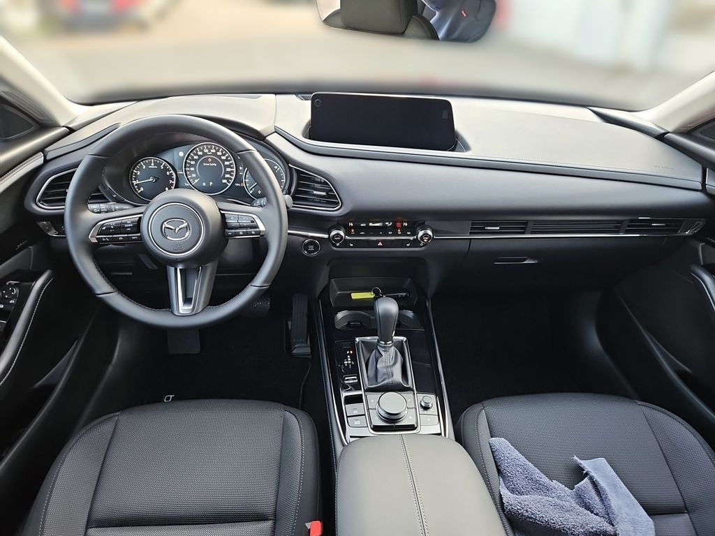 Mazda CX-30 2025