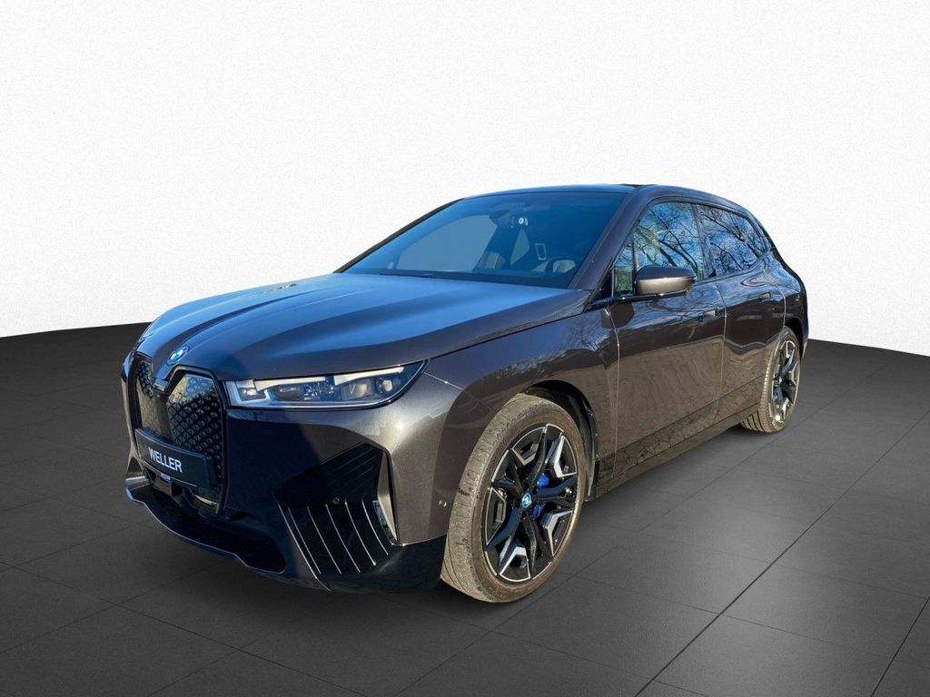 BMW iX 2023