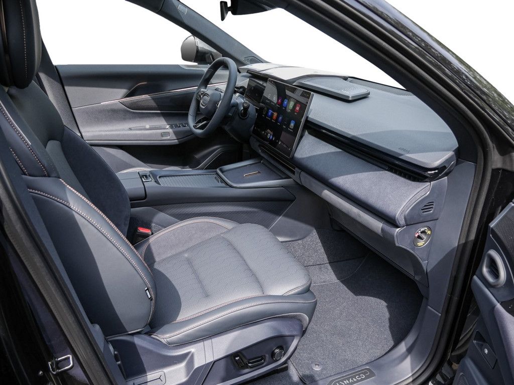 Lynk&amp;Co 08