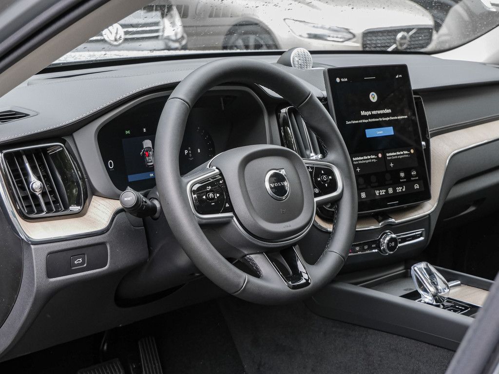 Volvo XC60 2025