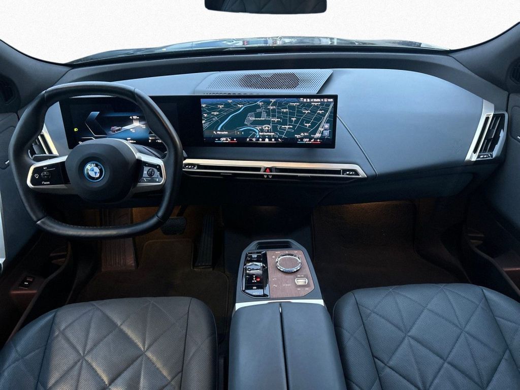 BMW iX 2023