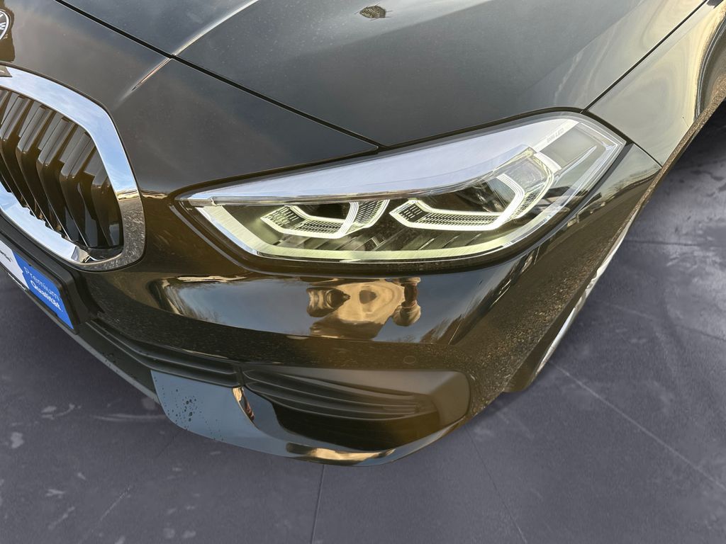 BMW 118 2021