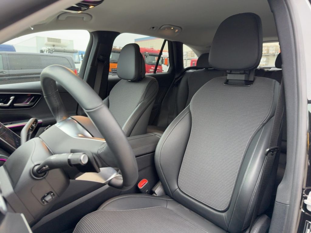 Mercedes-Benz GLC 300 2024