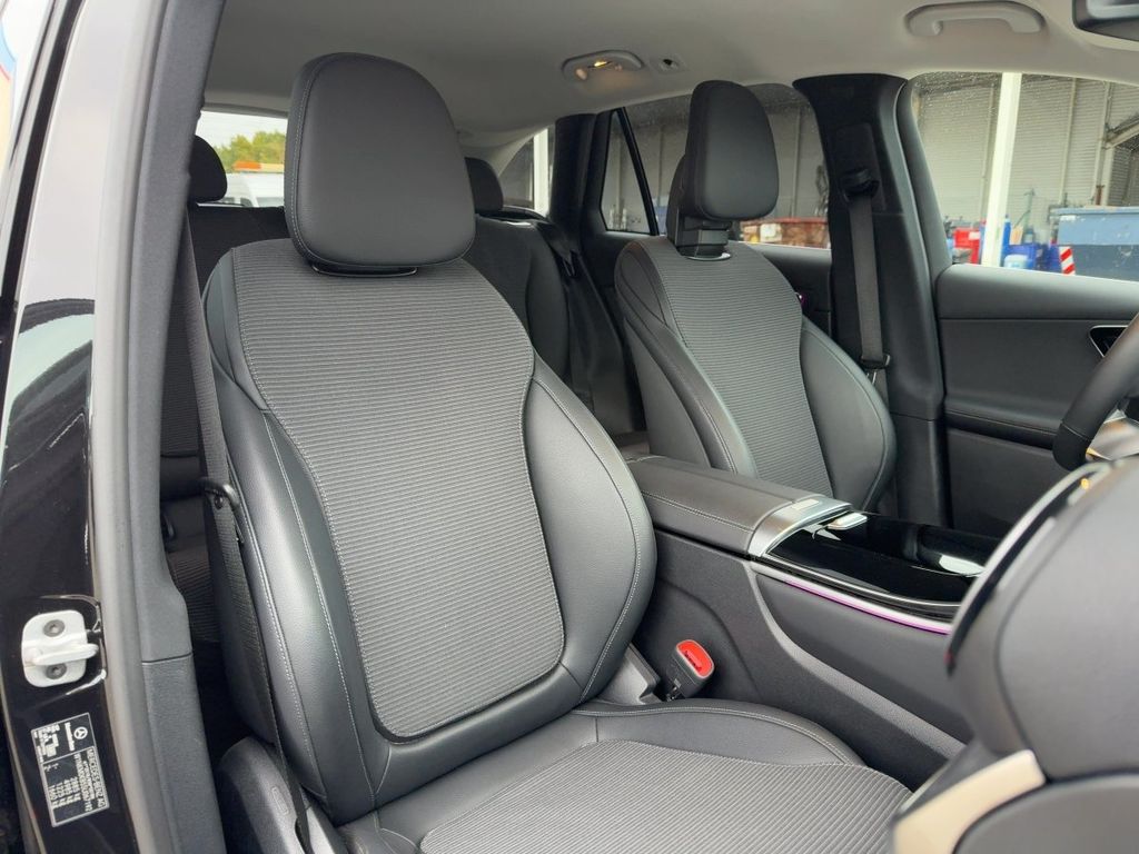 Mercedes-Benz GLC 300 2024