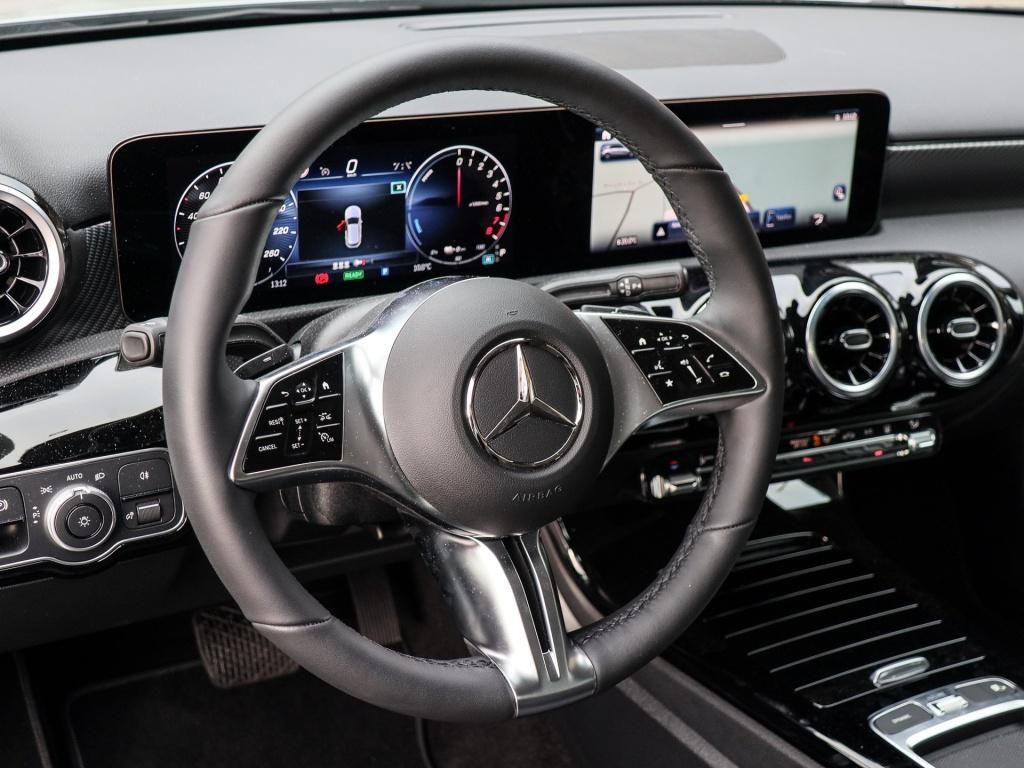 Mercedes-Benz A 250 2024
