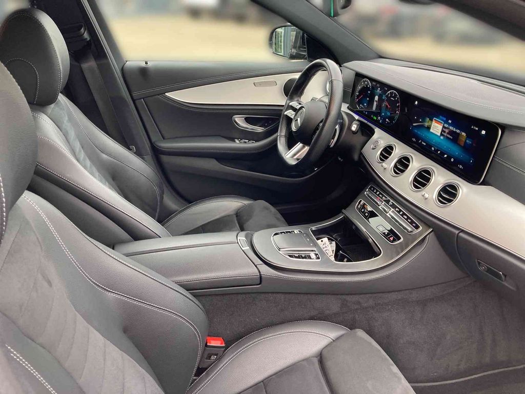 Mercedes-Benz E 300 2022