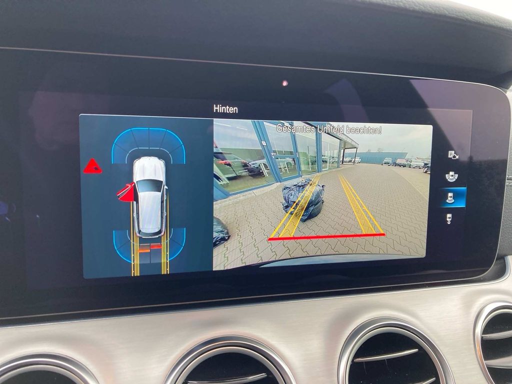 Mercedes-Benz E 300 2022