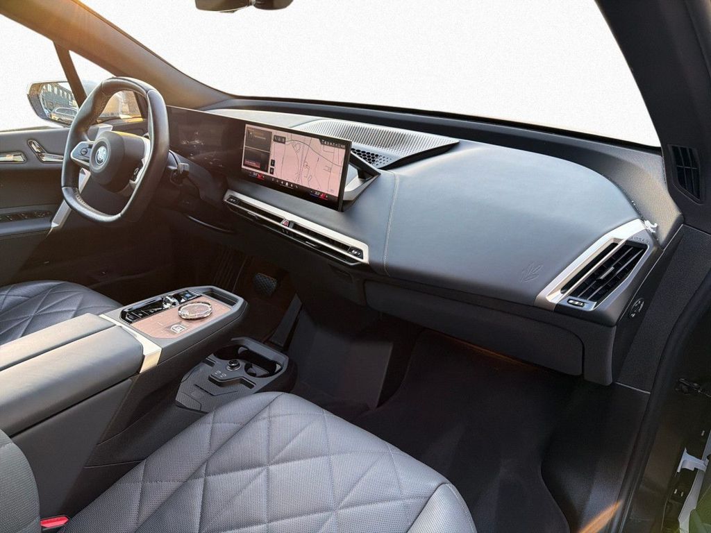 BMW iX 2023