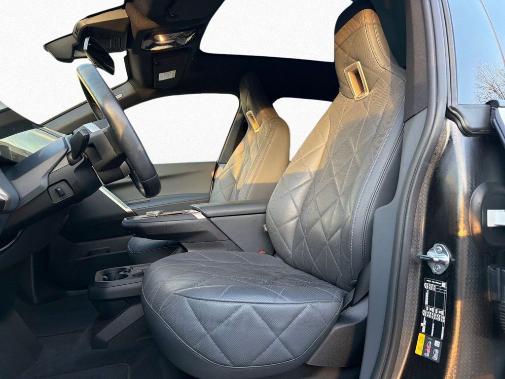 BMW iX 2023